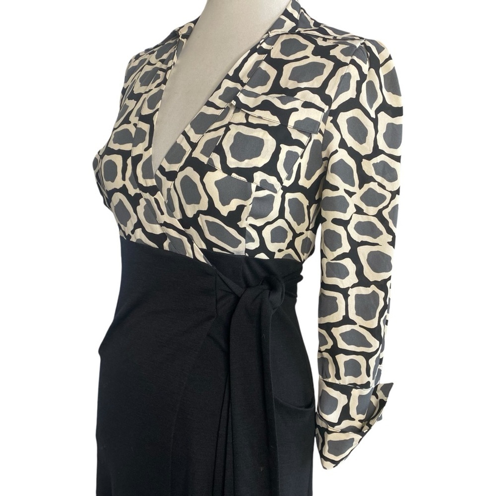 Diane Von Furstenberg, black,cream,gray, Brea wrap dress silk/wool skirt size 4 - Picture 9 of 12
